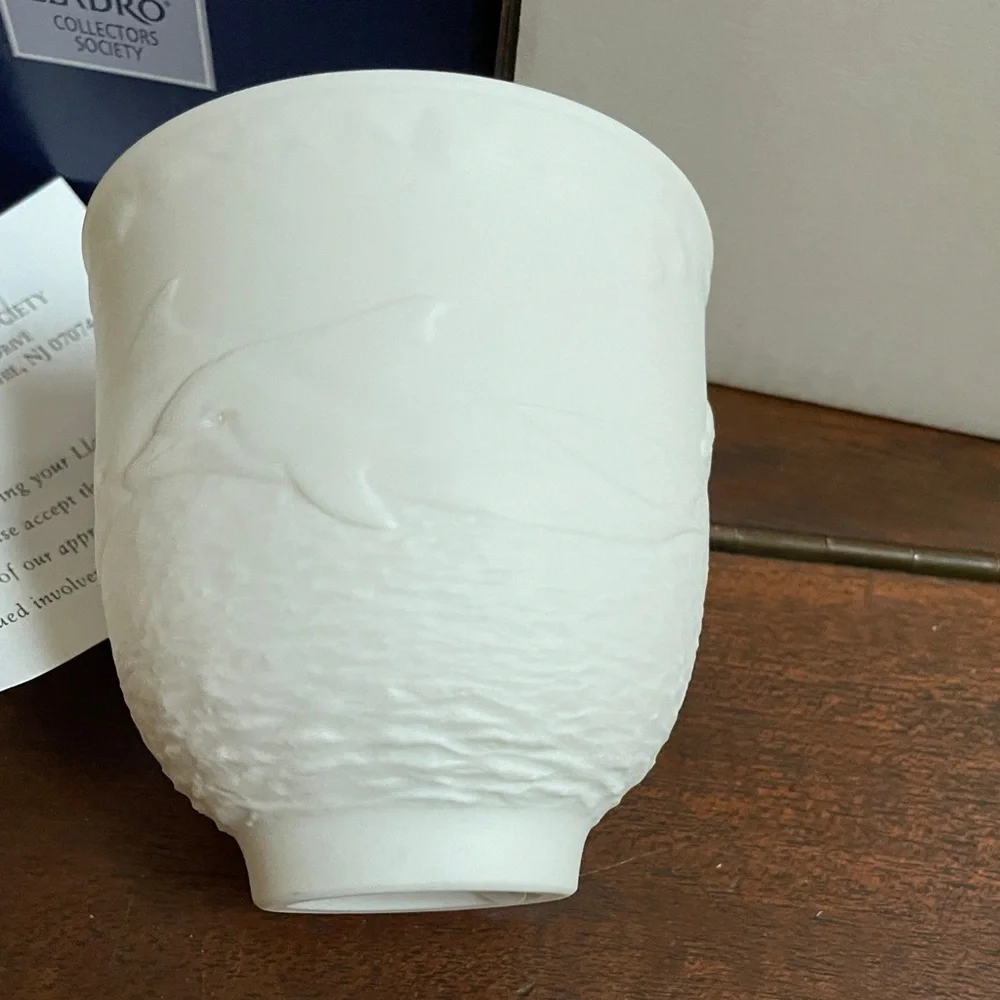 Lladro Collectors Society 1998 Member Gift Dolphins Swimming Cup Candle Holder - Picture 13 of 13